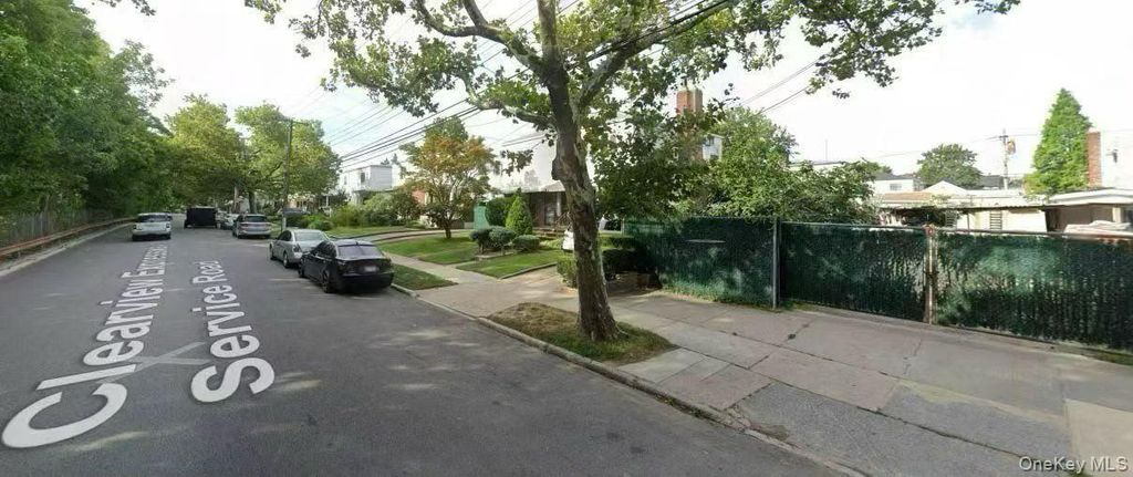 4810 Clearview Expressway, Oakland Gardens, NY 11364 — photo 2