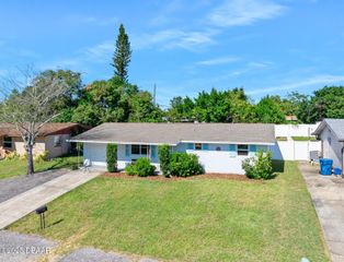 1448 Flomich Street, Daytona Beach, FL 32117