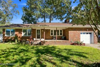 1129 Sylvan Drive, Toms River, NJ 08753