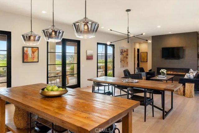 3940 Gruenhagen Flat Road, Paso Robles, CA 93446