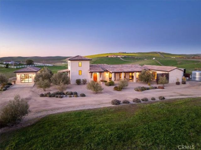 3940 Gruenhagen Flat Road, Paso Robles, CA 93446