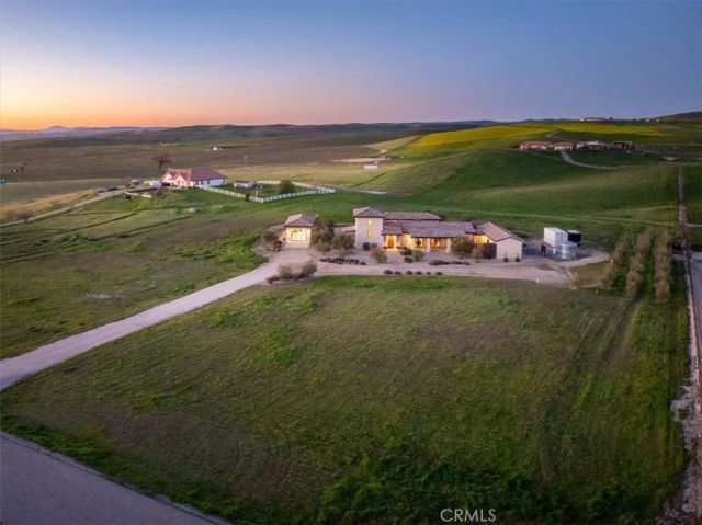 3940 Gruenhagen Flat Road, Paso Robles, CA 93446