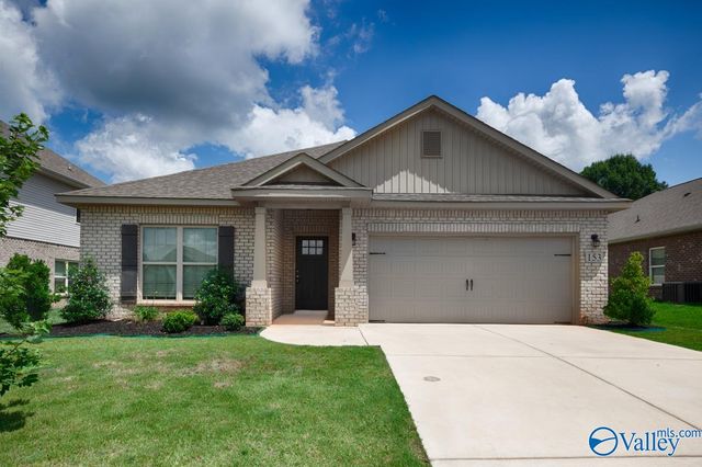 153 Cherry Laurel Drive, Hazel Green, AL 35750