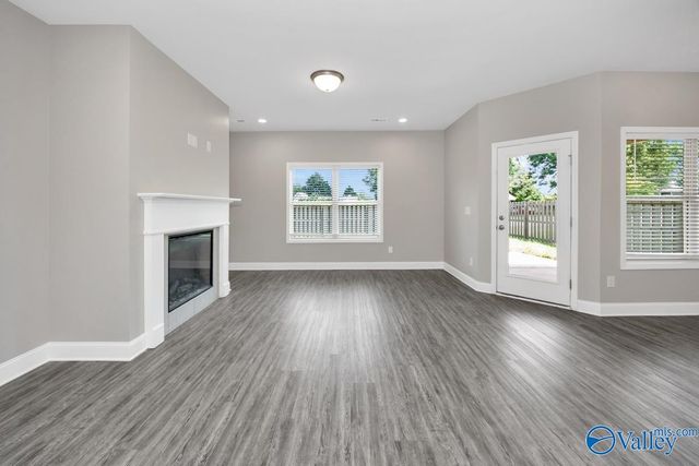 153 Cherry Laurel Drive, Hazel Green, AL 35750