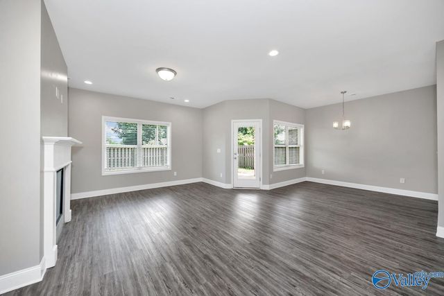 153 Cherry Laurel Drive, Hazel Green, AL 35750