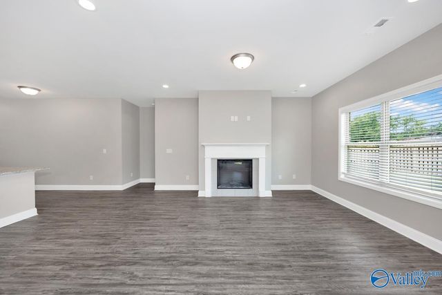 153 Cherry Laurel Drive, Hazel Green, AL 35750