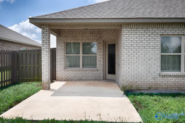 153 Cherry Laurel Drive, Hazel Green, AL 35750