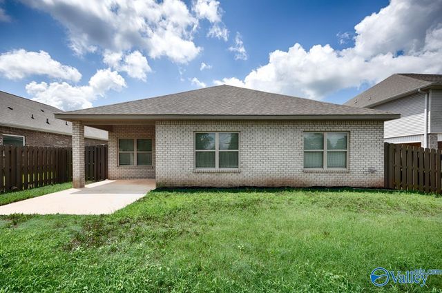 153 Cherry Laurel Drive, Hazel Green, AL 35750