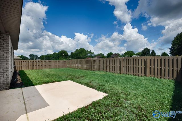 153 Cherry Laurel Drive, Hazel Green, AL 35750