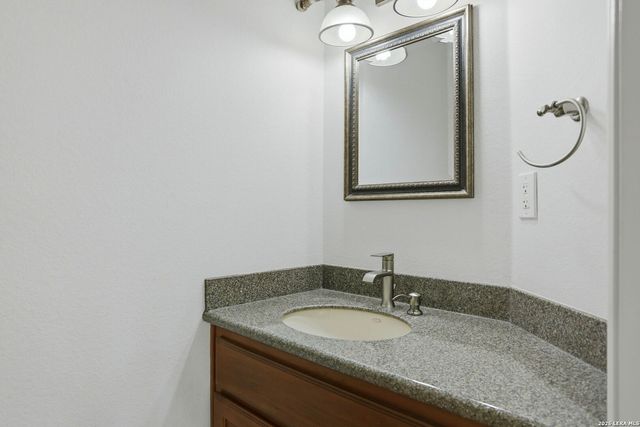 282 Lantana Cerro, Spring Branch, TX 78070