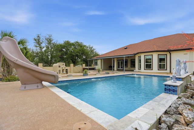 282 Lantana Cerro, Spring Branch, TX 78070