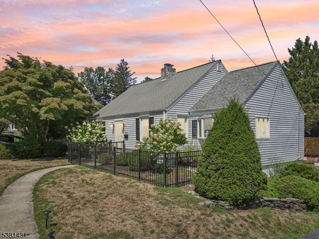11 Lee Ave, Hawthorne Boro, NJ 07506