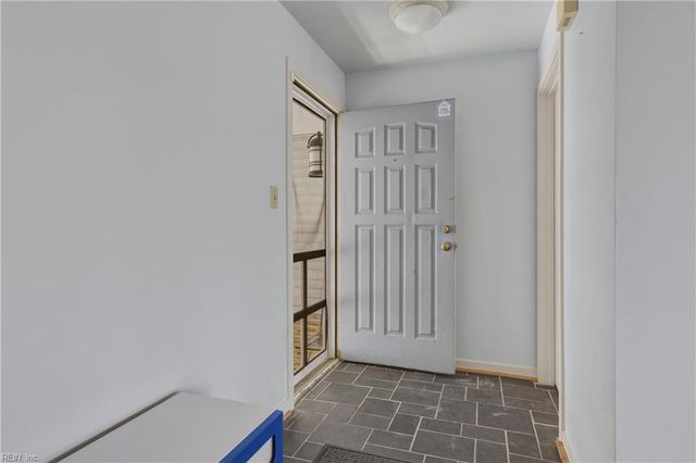 226 Island Cove CT C, Hampton, VA 23669