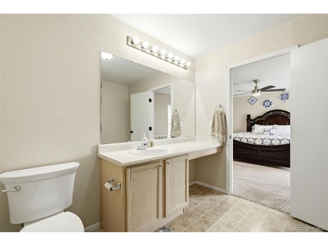 21611 E 54th Pl, Denver, CO 80249