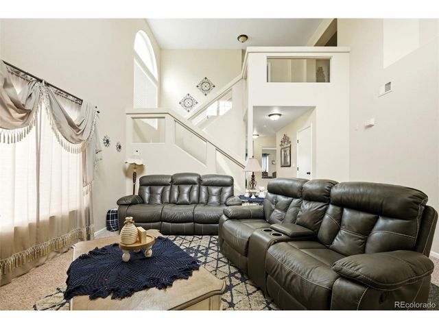 21611 E 54th Pl, Denver, CO 80249