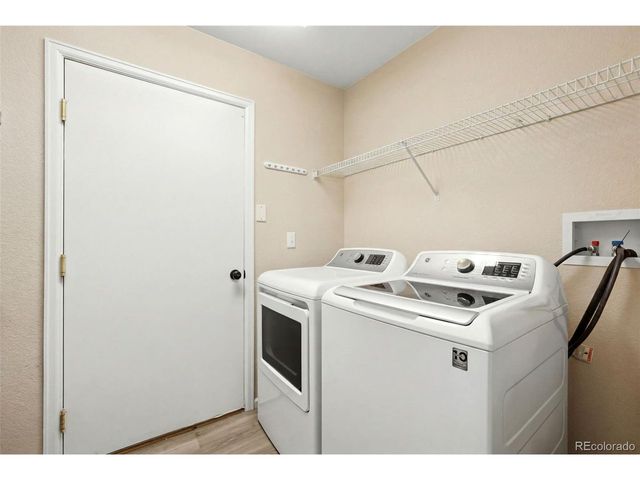 21611 E 54th Pl, Denver, CO 80249