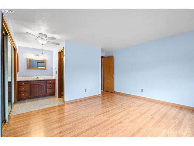 7555 Se MICHAEL Dr, Milwaukie, OR 97222