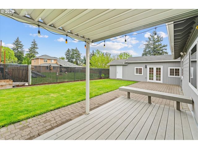 7555 Se MICHAEL Dr, Milwaukie, OR 97222