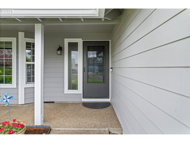 7555 Se MICHAEL Dr, Milwaukie, OR 97222