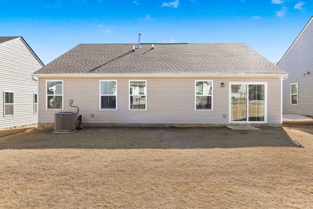 391 Streamview Dr, White House, TN 37188