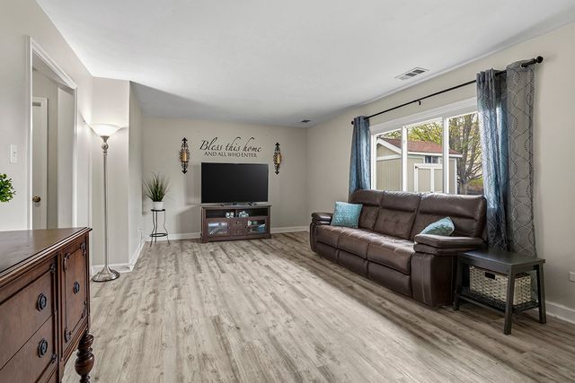 6903 LEWIS CLARK Drive, Plainfield, IL 60586