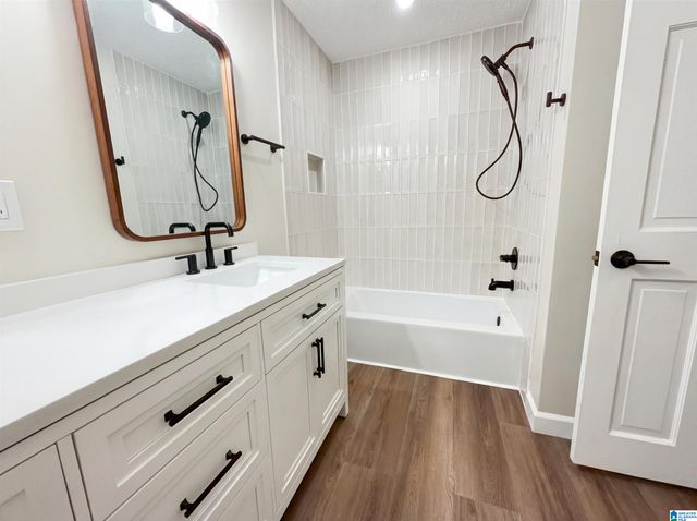 5048 KERRY DOWNS ROAD, Hoover, AL 35242