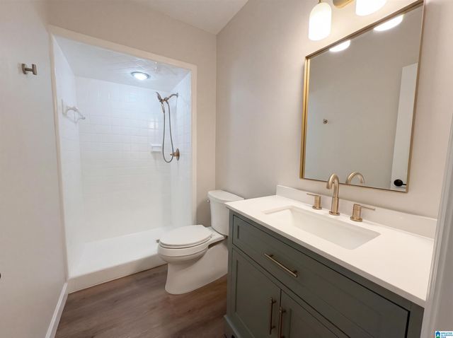 5048 KERRY DOWNS ROAD, Hoover, AL 35242