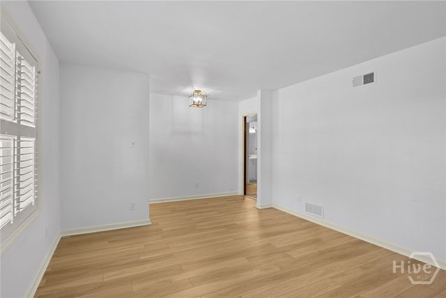 6 Prince Charles Court, Savannah, GA 31406