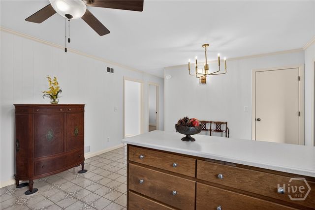 6 Prince Charles Court, Savannah, GA 31406