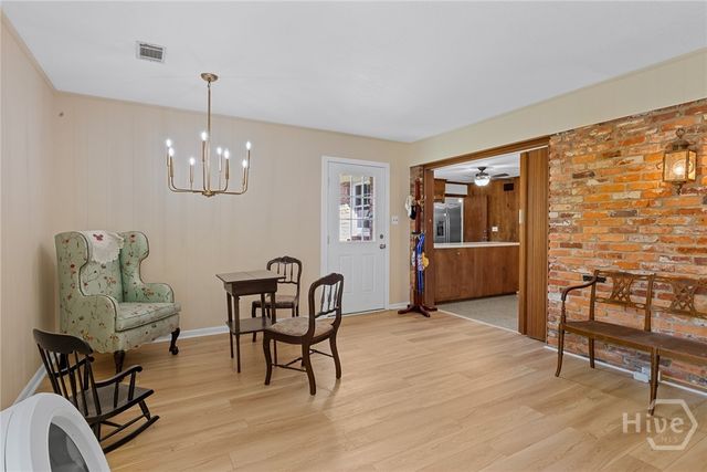 6 Prince Charles Court, Savannah, GA 31406