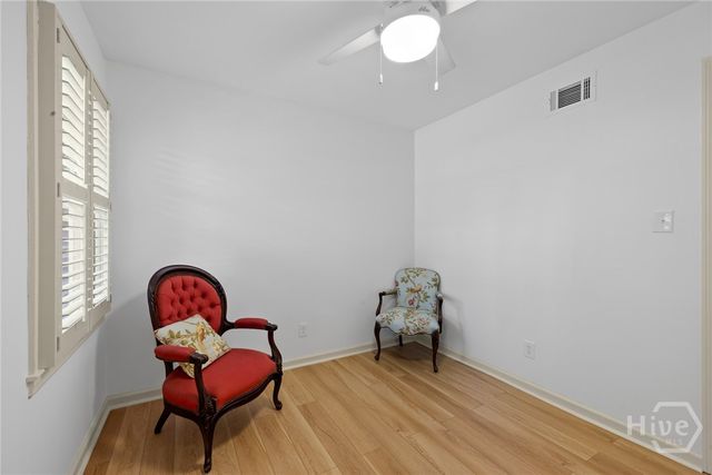 6 Prince Charles Court, Savannah, GA 31406