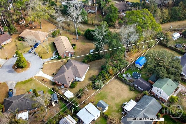 6 Prince Charles Court, Savannah, GA 31406