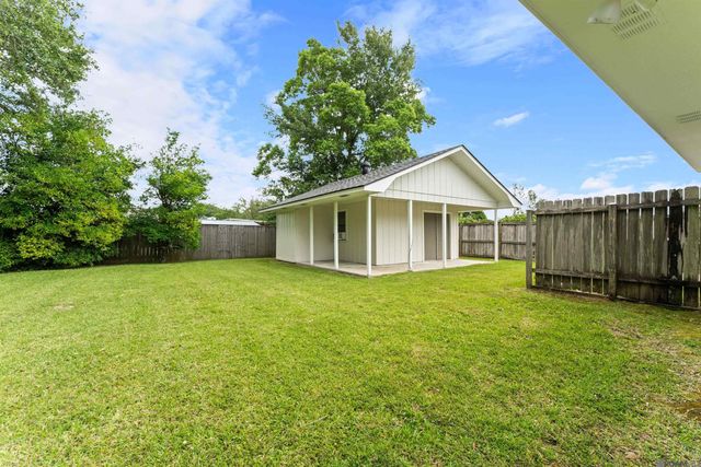 5431 Charing Way Ave, Baton Rouge, LA 70817