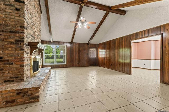 5431 Charing Way Ave, Baton Rouge, LA 70817