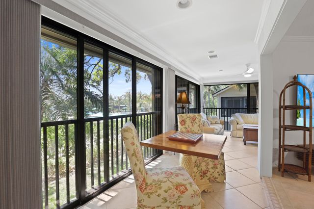 5172 SE Club Way 207, Stuart, FL 34997