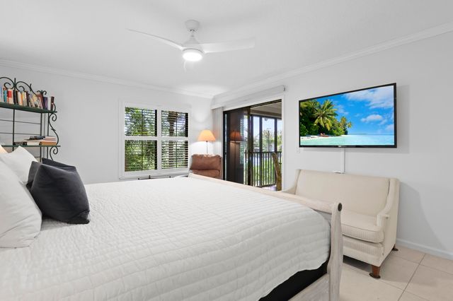 5172 SE Club Way 207, Stuart, FL 34997