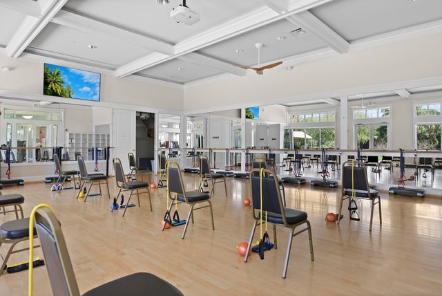 5172 SE Club Way 207, Stuart, FL 34997