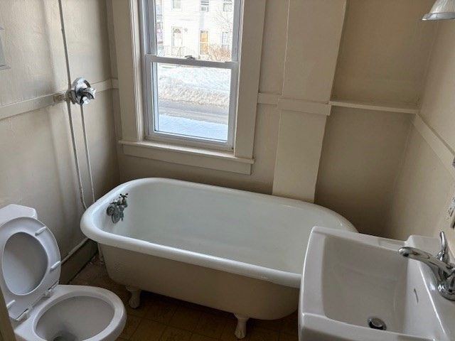 50-52 Orange Street, Westfield, MA 01085