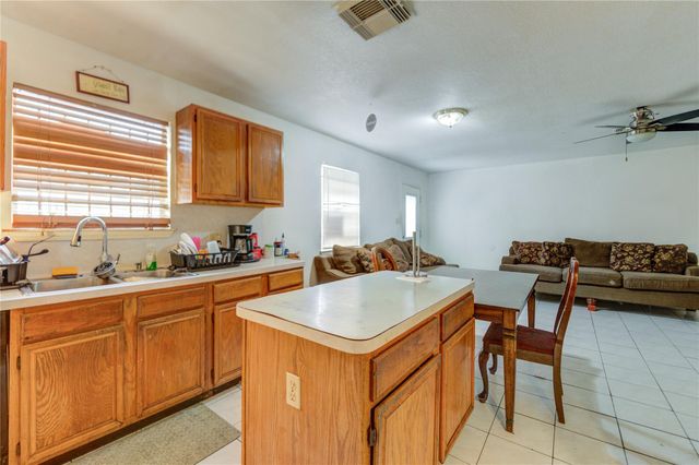 3807 Crandon Street, Houston, TX 77026