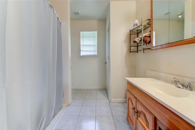 3807 Crandon Street, Houston, TX 77026