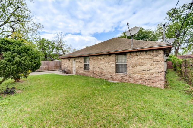 3807 Crandon Street, Houston, TX 77026