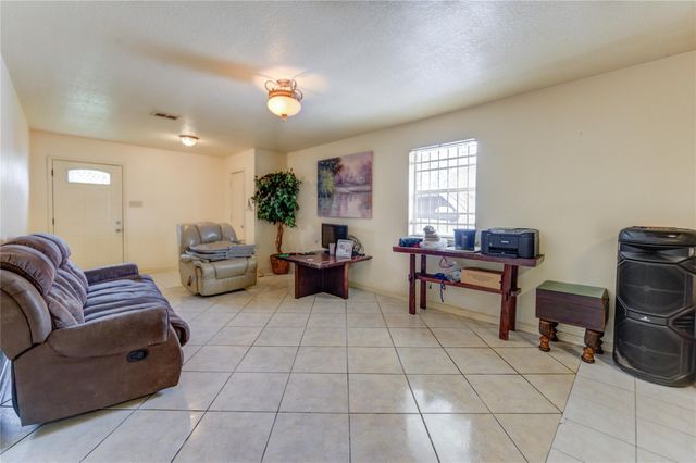 3807 Crandon Street, Houston, TX 77026
