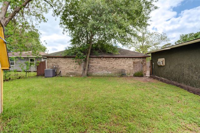 3807 Crandon Street, Houston, TX 77026