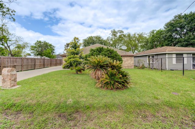 3807 Crandon Street, Houston, TX 77026