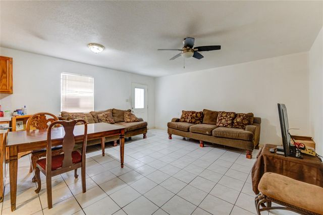 3807 Crandon Street, Houston, TX 77026