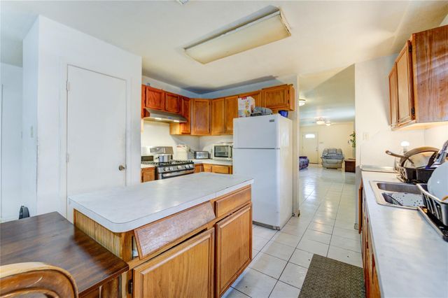 3807 Crandon Street, Houston, TX 77026
