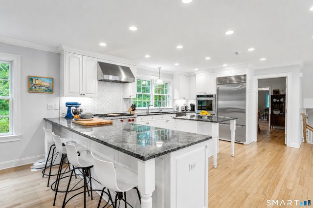 227 Newtown Turnpike, Weston, CT 06883