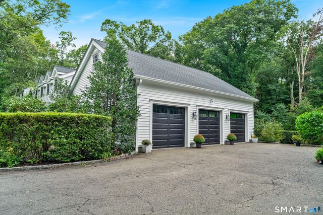 227 Newtown Turnpike, Weston, CT 06883