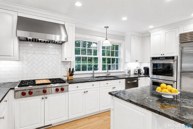 227 Newtown Turnpike, Weston, CT 06883