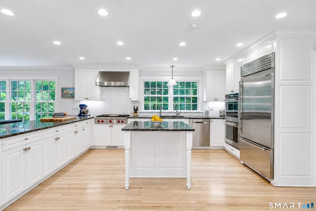 227 Newtown Turnpike, Weston, CT 06883